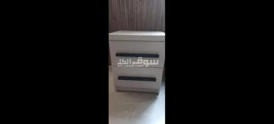 غرفة نوم كاملة مؤلفة من تختين وخزانة وكومود - 2