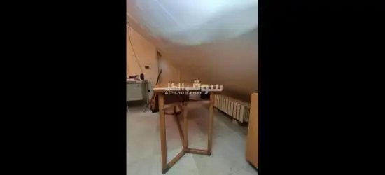 wooden desk with chair 320$