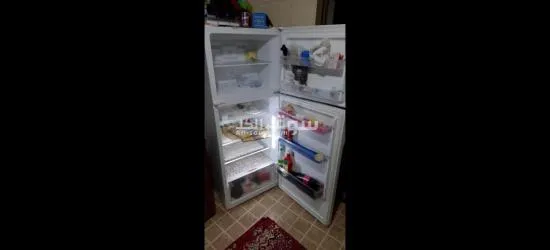 كولر مياه مع براد للبيع للجادين فقط الاتصال بنا واتس اب على الرقم 81867127 - 3